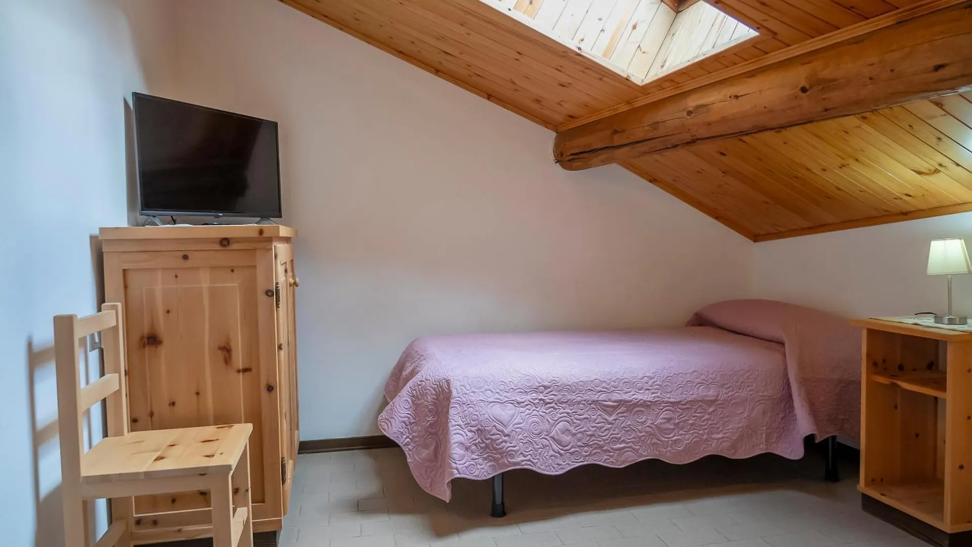 Camere Vecchio Borgo 보르미오 0*,