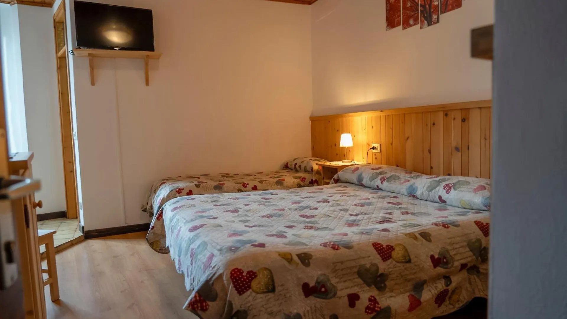 Camere Vecchio Borgo 보르미오 B&B