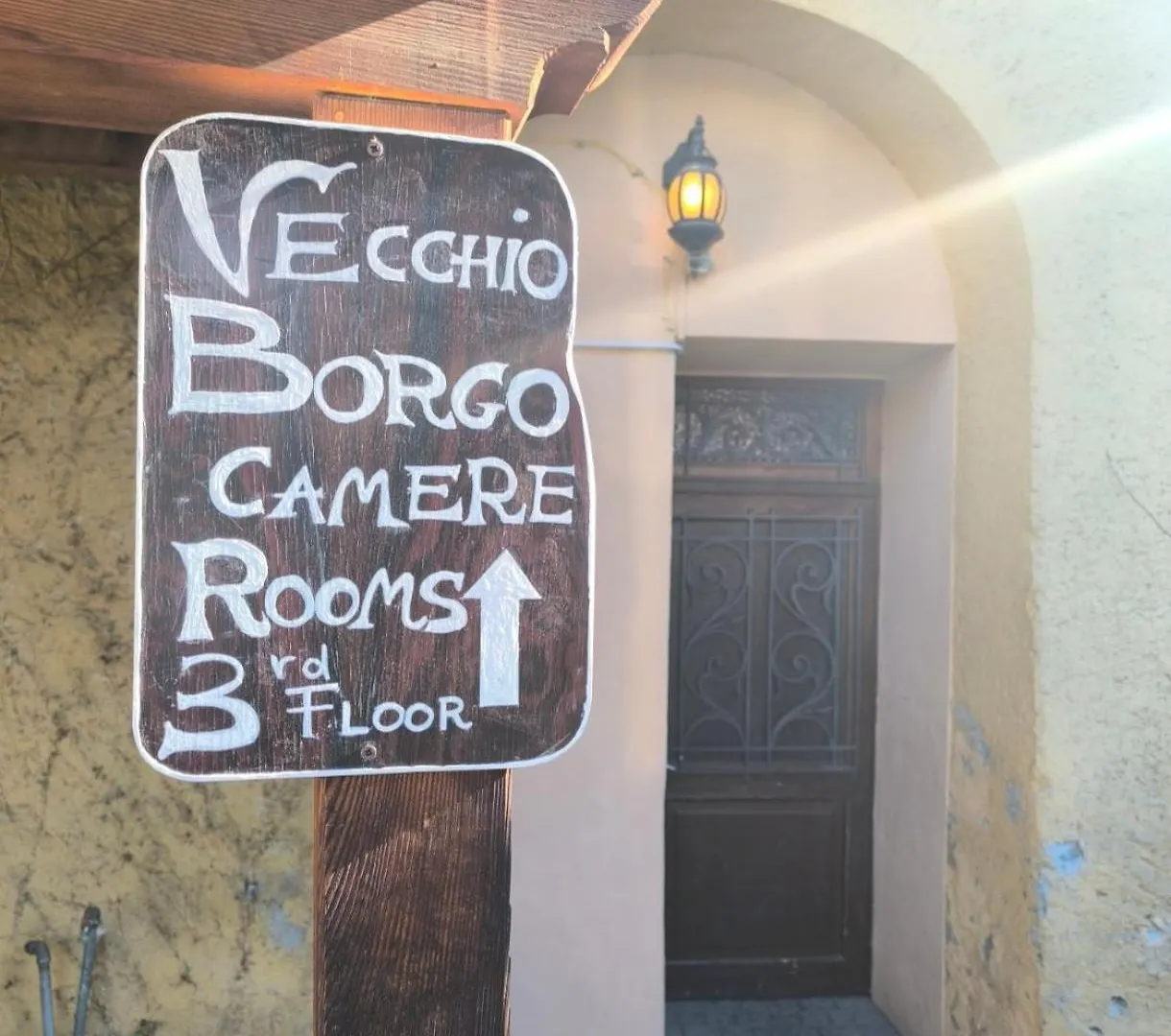 Camere Vecchio Borgo 보르미오 B&B