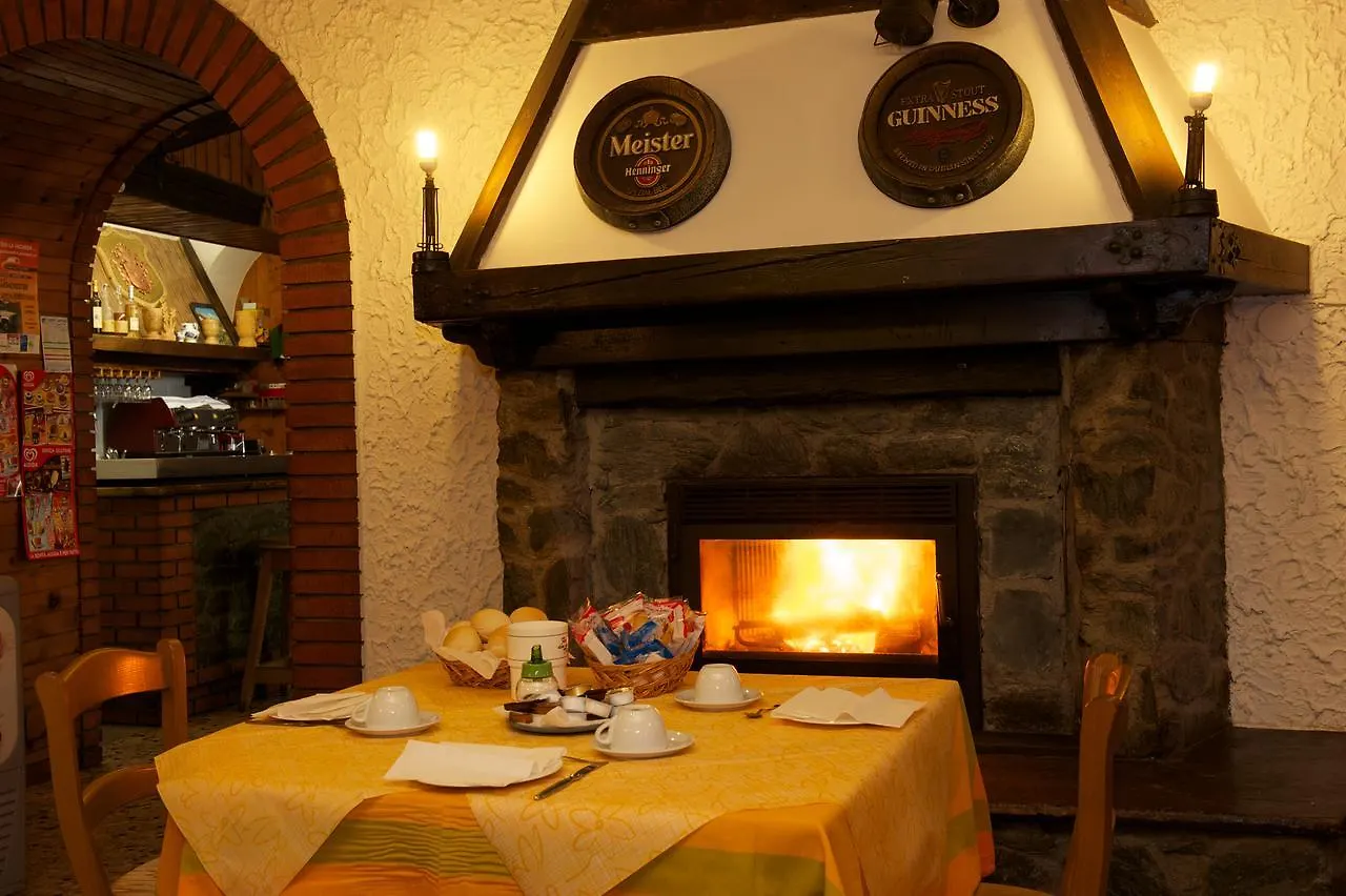Camere Vecchio Borgo 보르미오 B&B